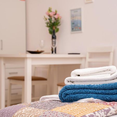 Studio Apartment Jeli ซัฟทัท ภายนอก รูปภาพ